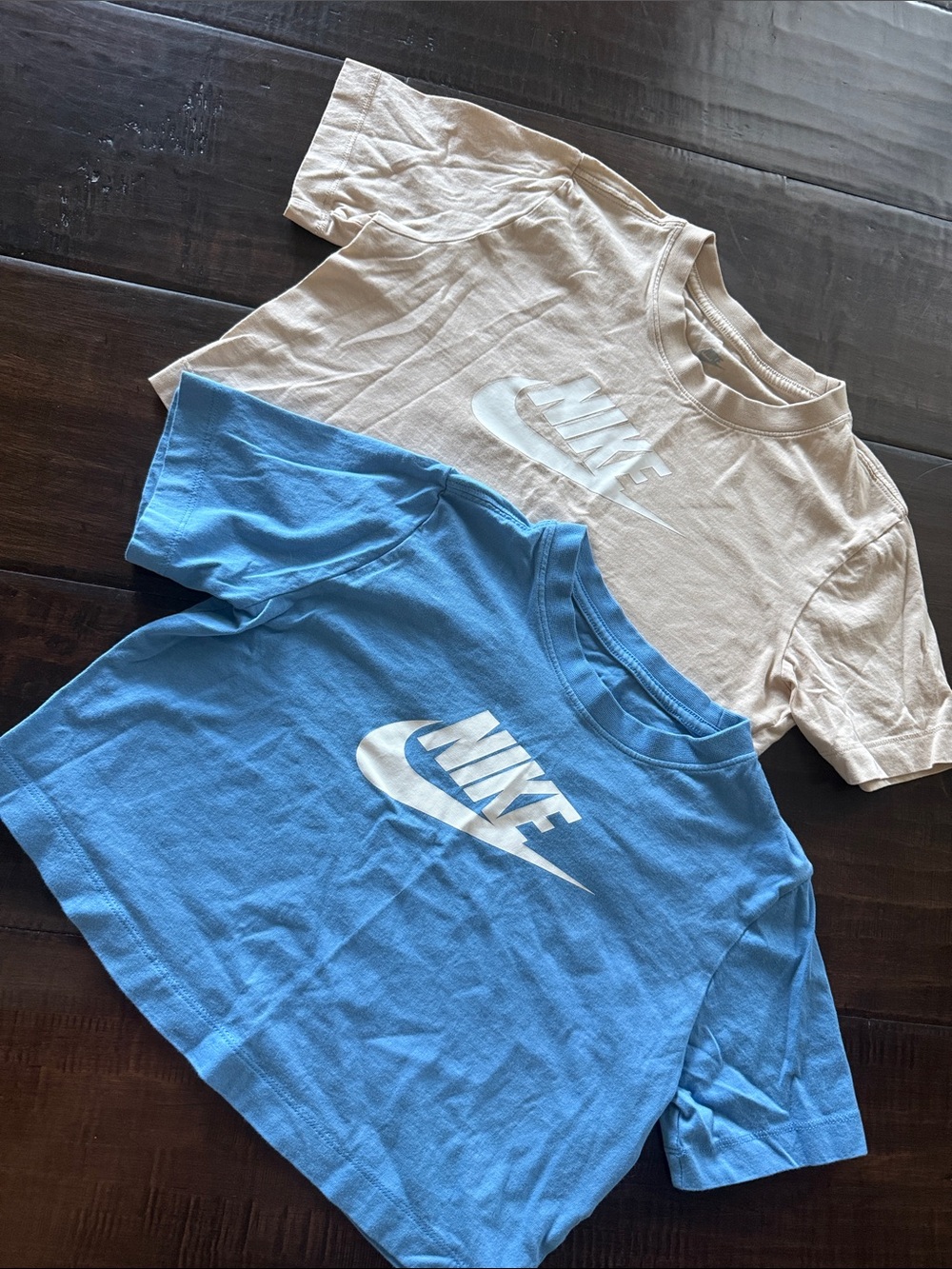 Nike big kids cotton crew-neck cropped t-shirt beige and university blue sz M